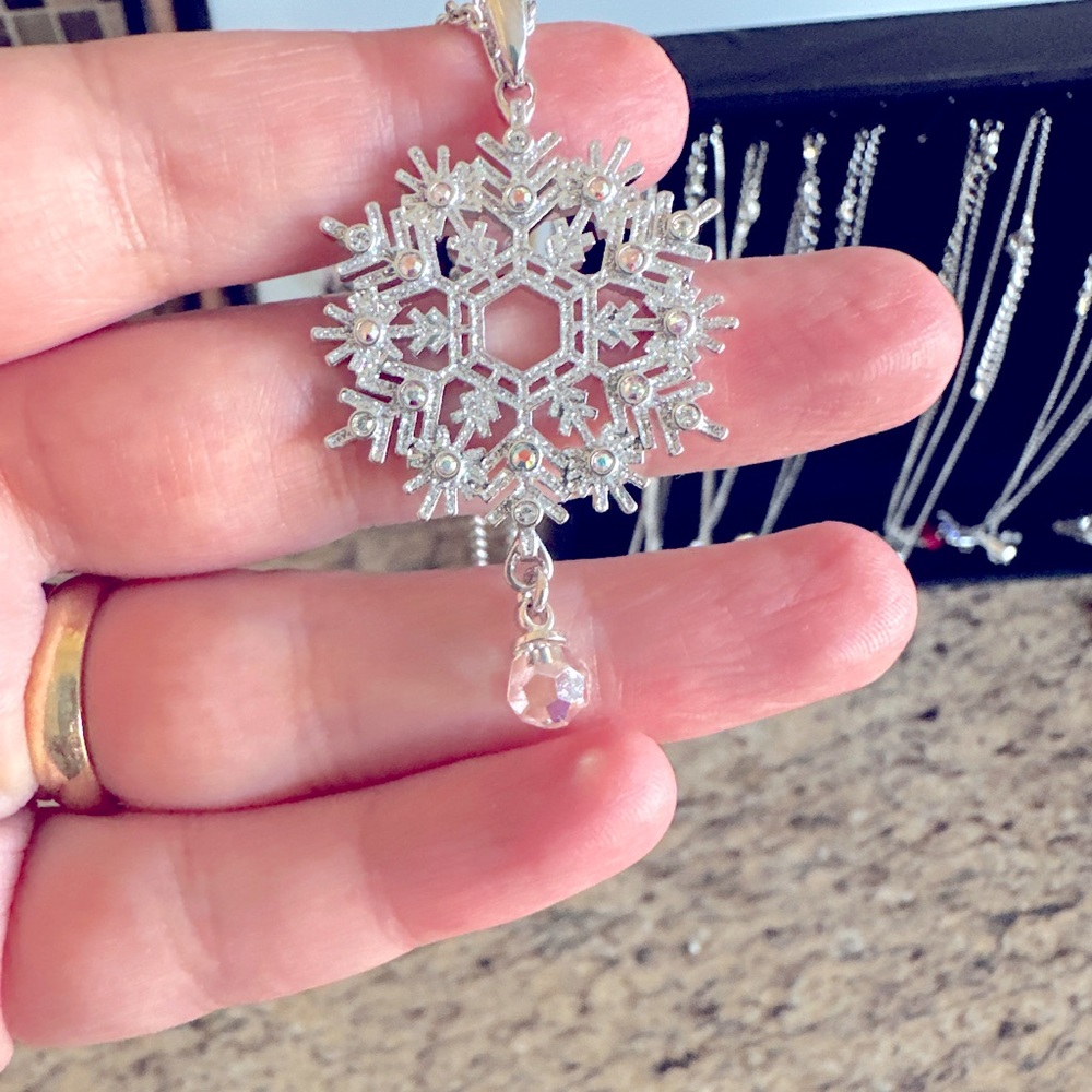 High End crystal necklace